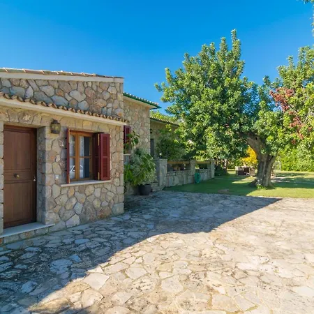 Calistro Villa