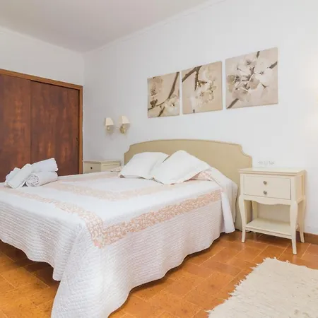Calistro Villa